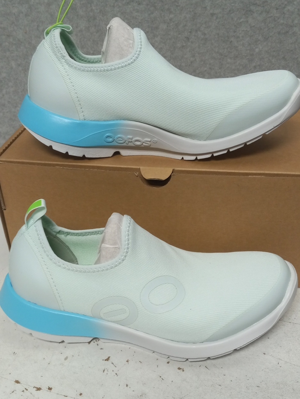 OOFOS  Ice Fade Blue Sport Slip On Shoes  Womens Sz 8